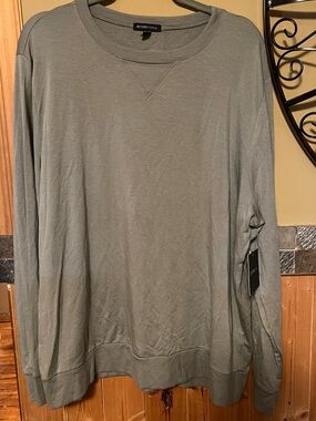 Beyond Yoga Sage Green Lightweight Long Sleeve Pullover